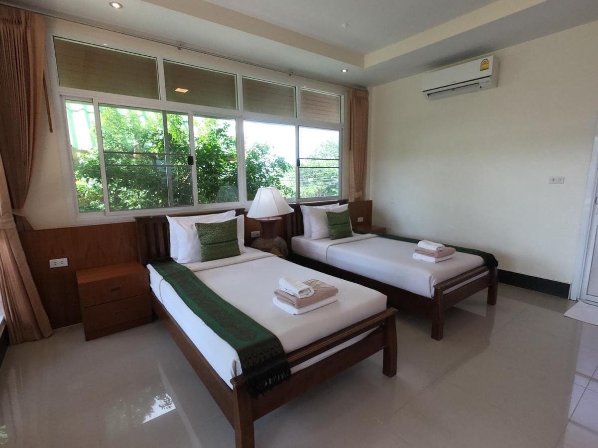 Mountain Resort Koh Lipe Extérieur photo