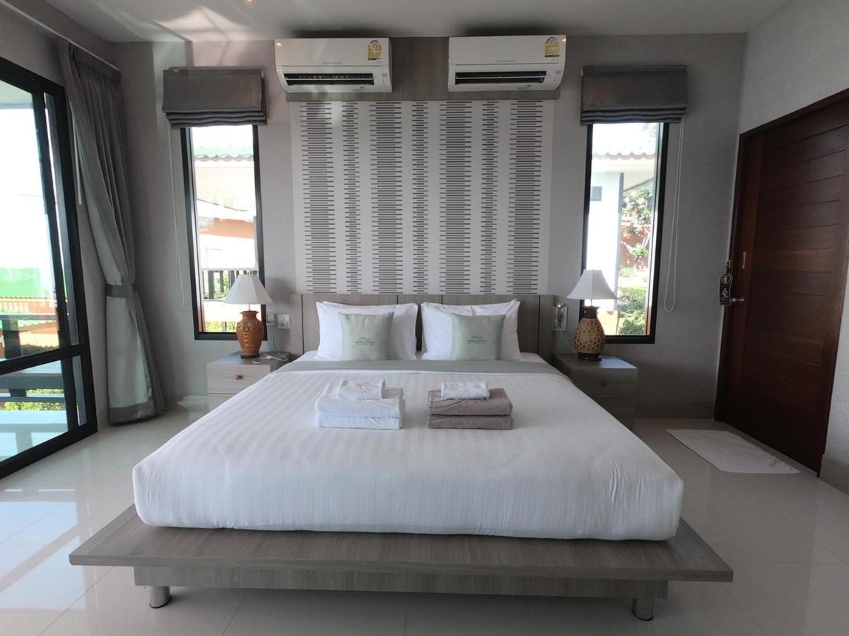 Mountain Resort Koh Lipe Extérieur photo