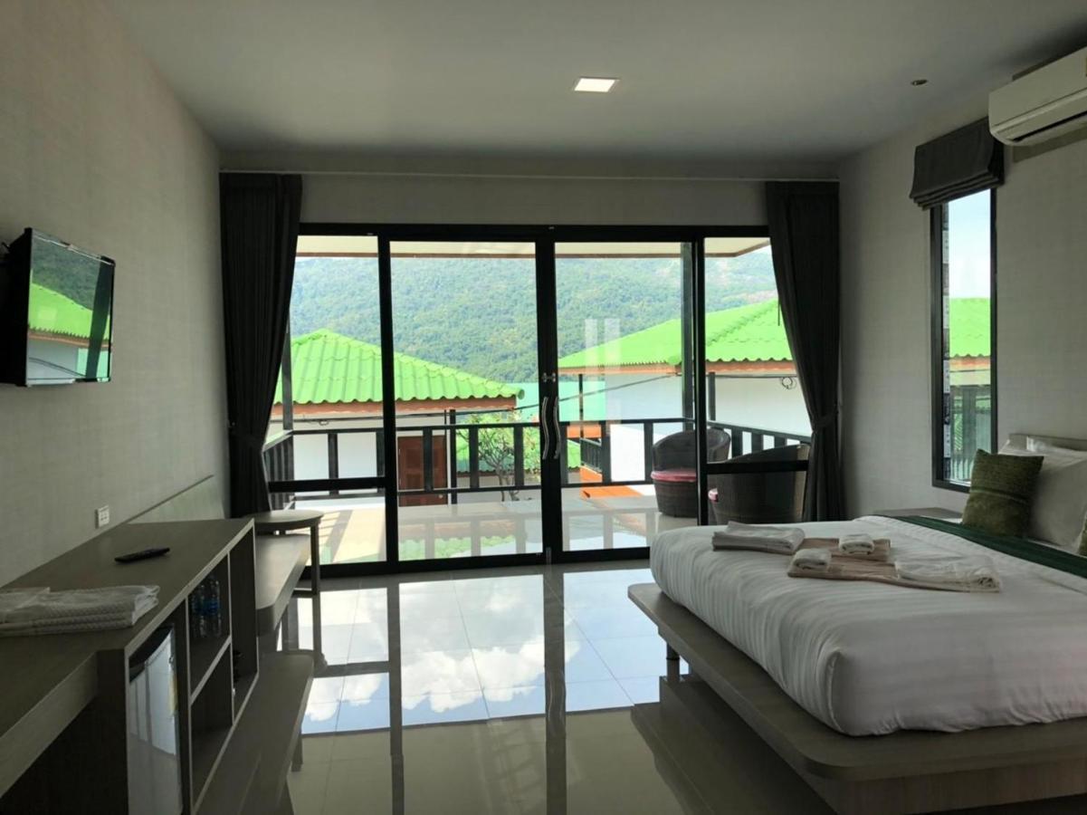 Mountain Resort Koh Lipe Extérieur photo